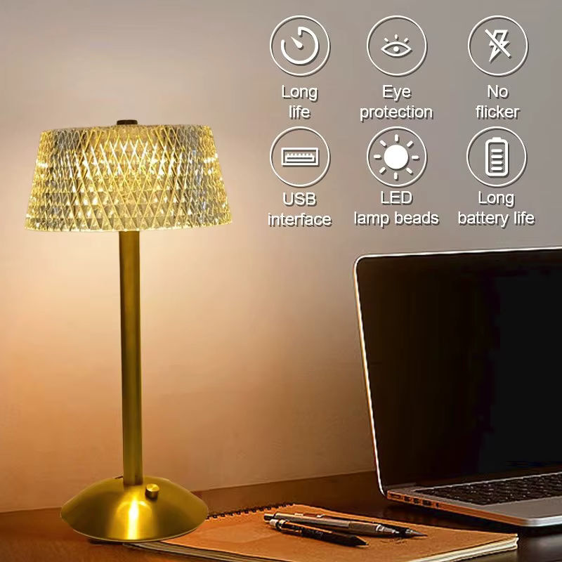 Claeted Kristall Tischlampe Diamant Retro mit LED und USB-Anschluss, transparent/gold, Touch-Funktion für Schlafzimmer, Hotel und Büro - Bild 4