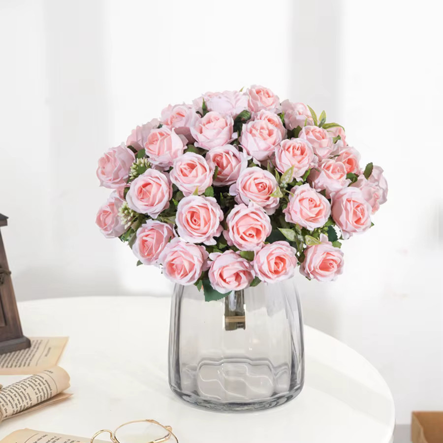 Künstliche Seidenrosen in Pink als zehnköpfiges Blumenbündel für Tischdekorationen bei Hochzeiten oder im Garten - Bild 1