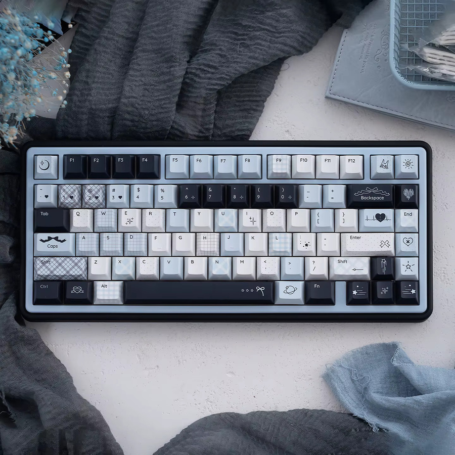 URE Gradient Blue Keycaps im Cherry Profile aus PBT mit Farbsublimation für mechanische MX-Tastaturen - Bild 2