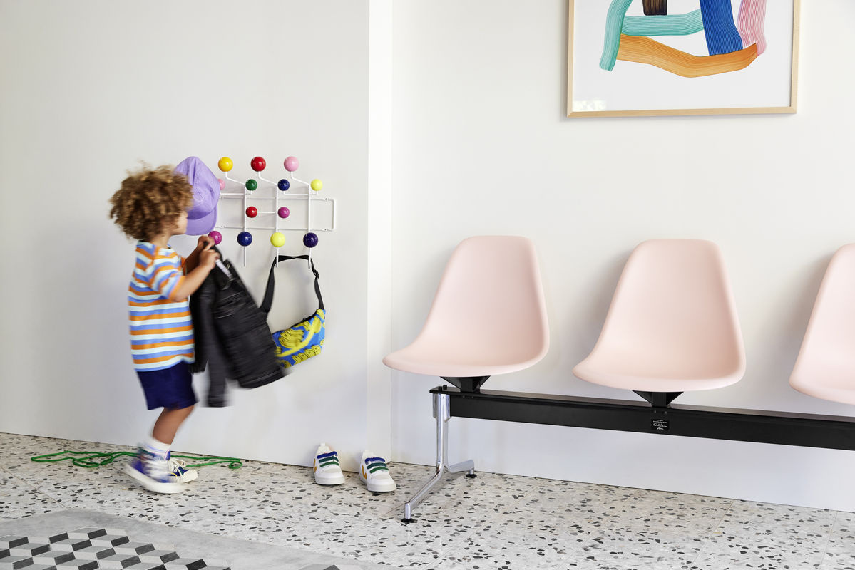 Vitra Hang It All Organizer aus lackiertem Holz in Multicolour, B/T/H: 50,5 x 17,0 x 14,0 cm - Bild 4