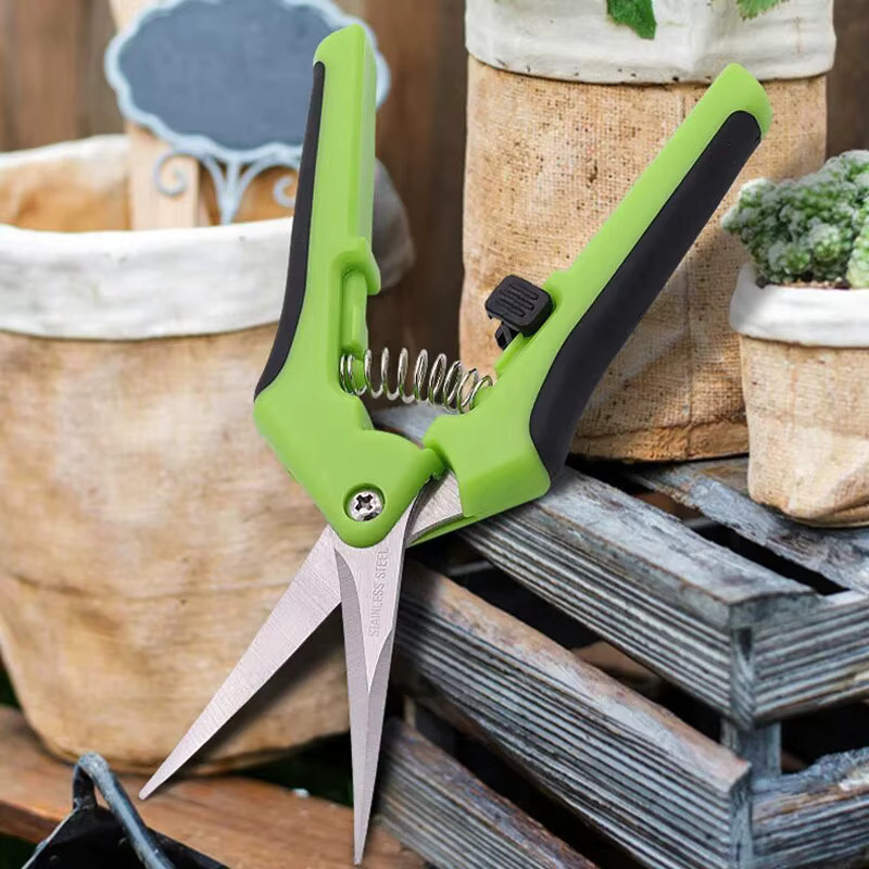 Rutschfeste Gartenschere in Grün für das Schneiden von Blumenzweigen, Obst und Gemüse - Bild 6