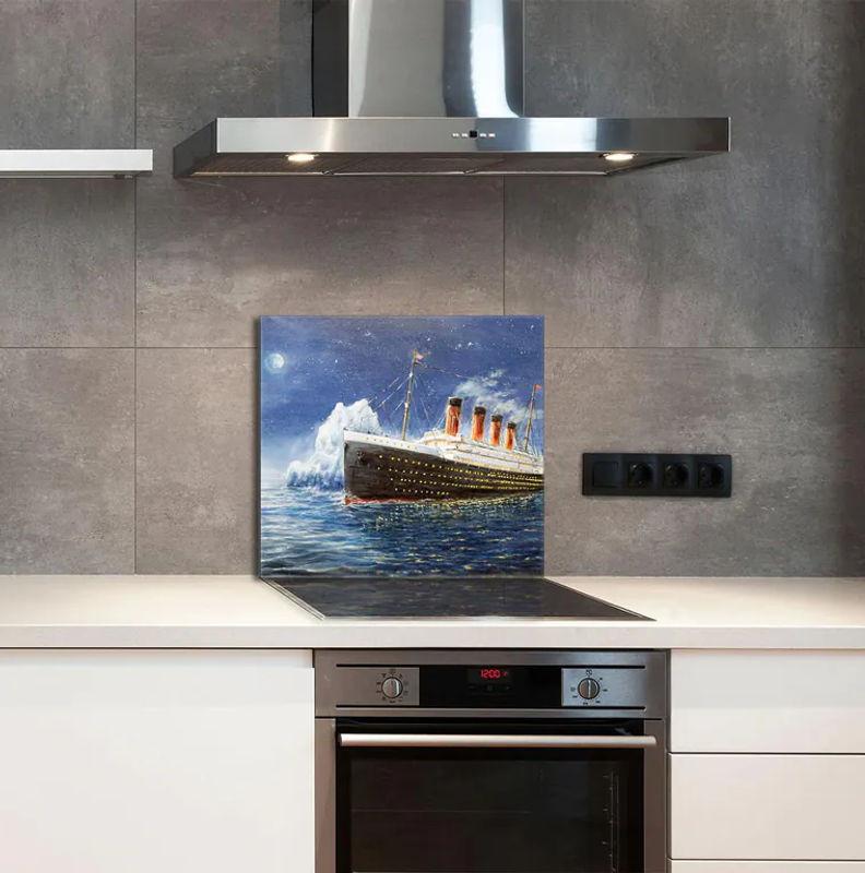 Glaspanel für die Küche Titanic von Super Merchant, blau, B/H: 65 x 60 cm - Bild 1