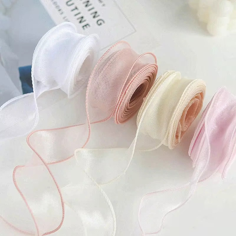 Weißes Satinband aus Seide für Geschenkverpackungen und DIY-Handarbeit, Breite: 4 cm, Länge: 9,14 m - Bild 1