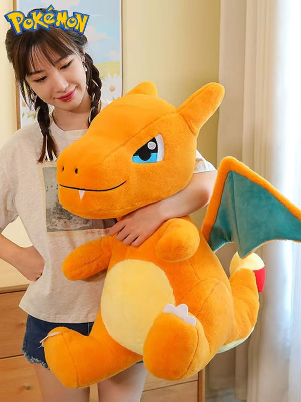 Pokémon Charizard Plüschtier in Orange als weiches Kuscheltier für Kinder - Bild 7