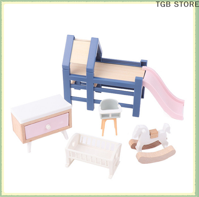 DIAPER&CORED Puppenhaus Möbel Set für 1/12 Baby Schlafzimmer und Esszimmer in Multicolour - Bild 1