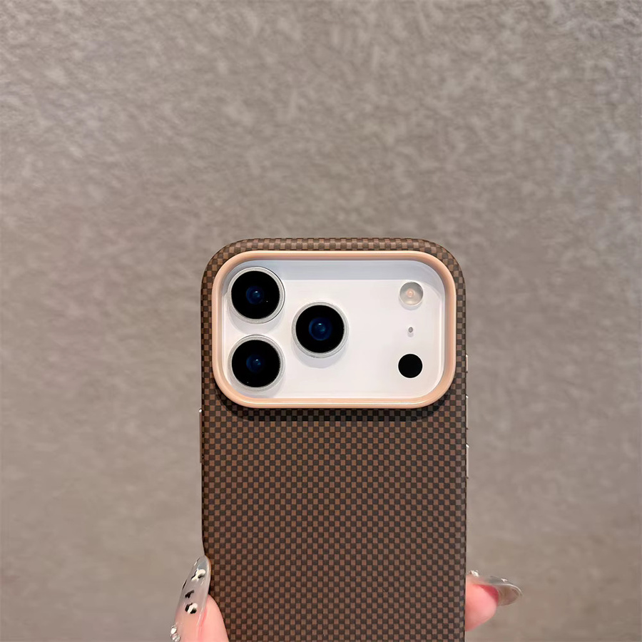 Xeber MagSafe Magnetische Drahtlose Lade Schutzhülle aus Carbon Faser für iPhone 17 Pro Max in Grau - Bild 1