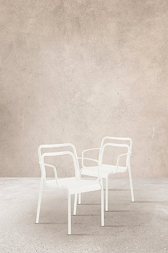 PANTHEON Armlehnenstuhl 2er-Pack in Weiß, moderner Gartenstuhl aus Aluminium und Kunststoff für Terrasse und Garten, H x B x T: 82,0 x 57,0 x 58,0 cm - Bild 1