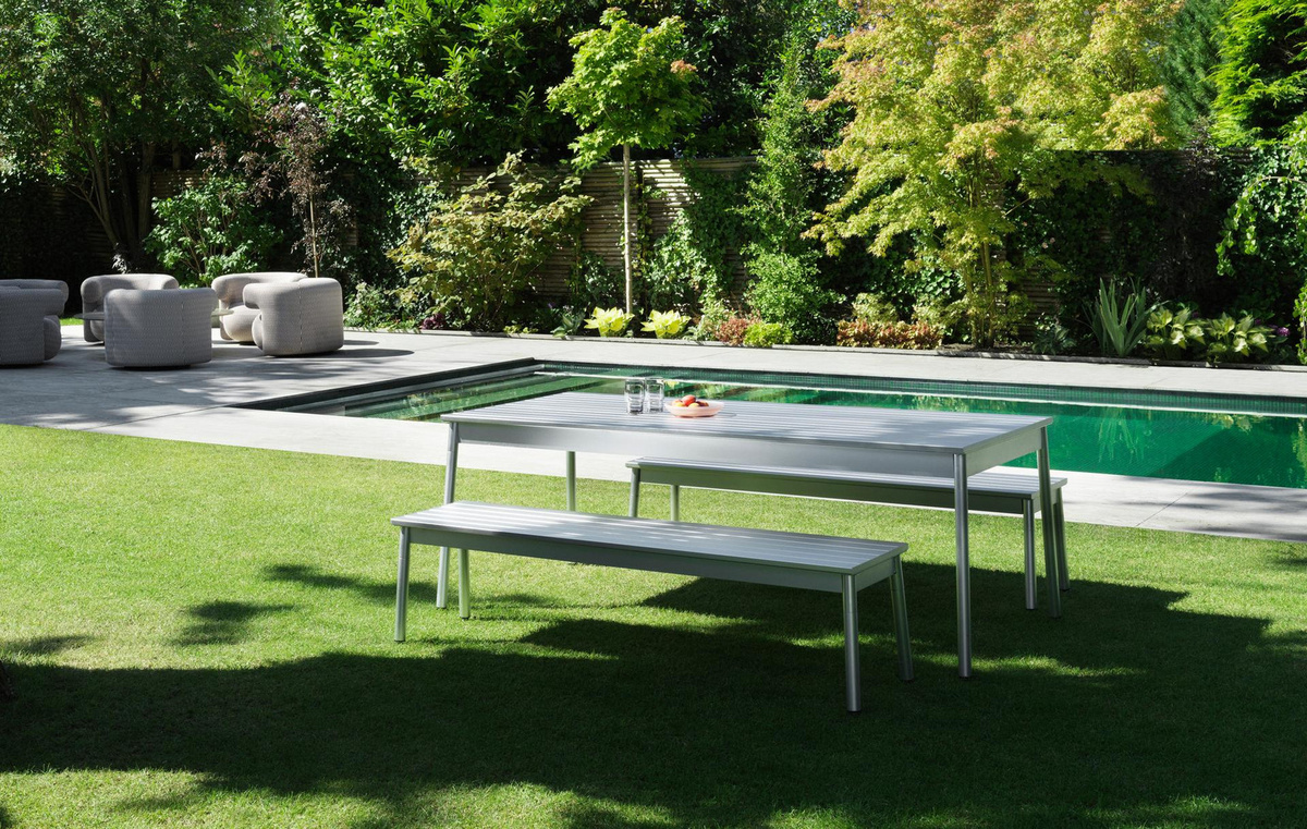 Normann Copenhagen Ex Tisch aus eloxiertem Aluminium in Silber für den Außenbereich - Bild 2
