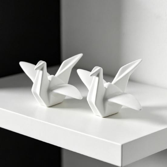 Moderne Geometrische Origami-Kranich Figur aus Keramik in Silber - Bild 6