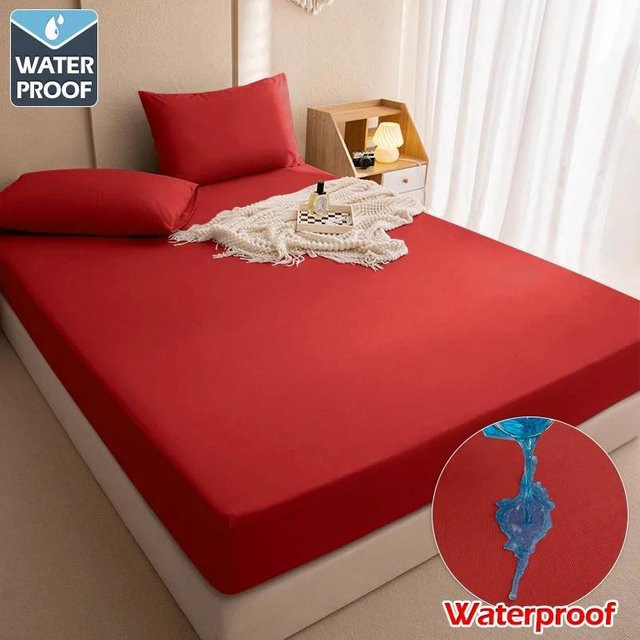 Wasserdichter Matratzenschoner KISS Textile in Rot mit Milbenschutz und Spannbettlaken-Funktion, B/T/H: 80 x 200 x 30 cm - Bild 1