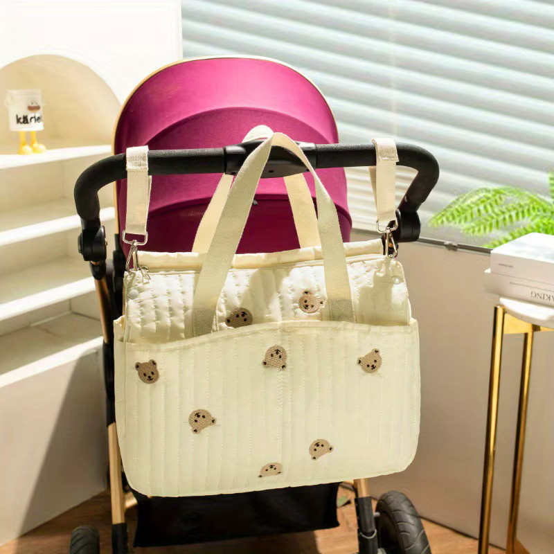 Multifunktionale Wickeltasche movokbaby mit Stickerei und Kinderwagen-Halterung, Farbe: Grün - Bild 3
