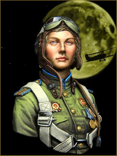 CLEAN SPACE Russische Pilotin, Halbfigur, 1:10, unmontierter und unbemalter Bausatz - Bild 1