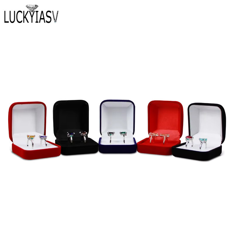 Schmuckkästchen aus Samt von luckyiasv als Ring Box und Schmuck Organizer in Blau und Schwarz - Bild 2