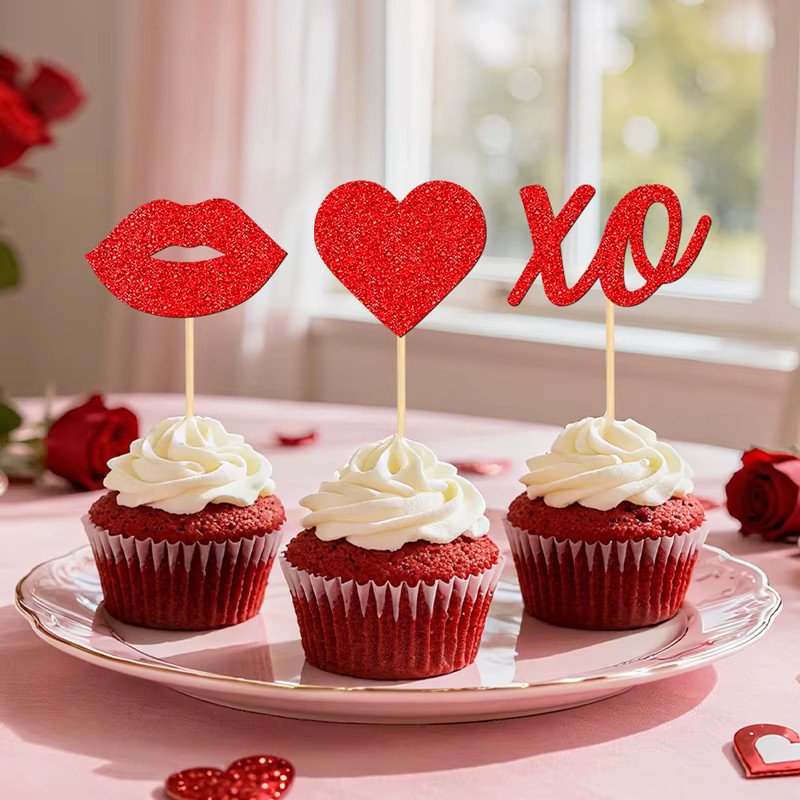 YOMDID 24 Stück Cupcake-Topper zum Valentinstag in Rot mit glitzernden Lippen und Herzen für Hochzeitsduschen und Valentinstags-Dekorationen - Bild 2