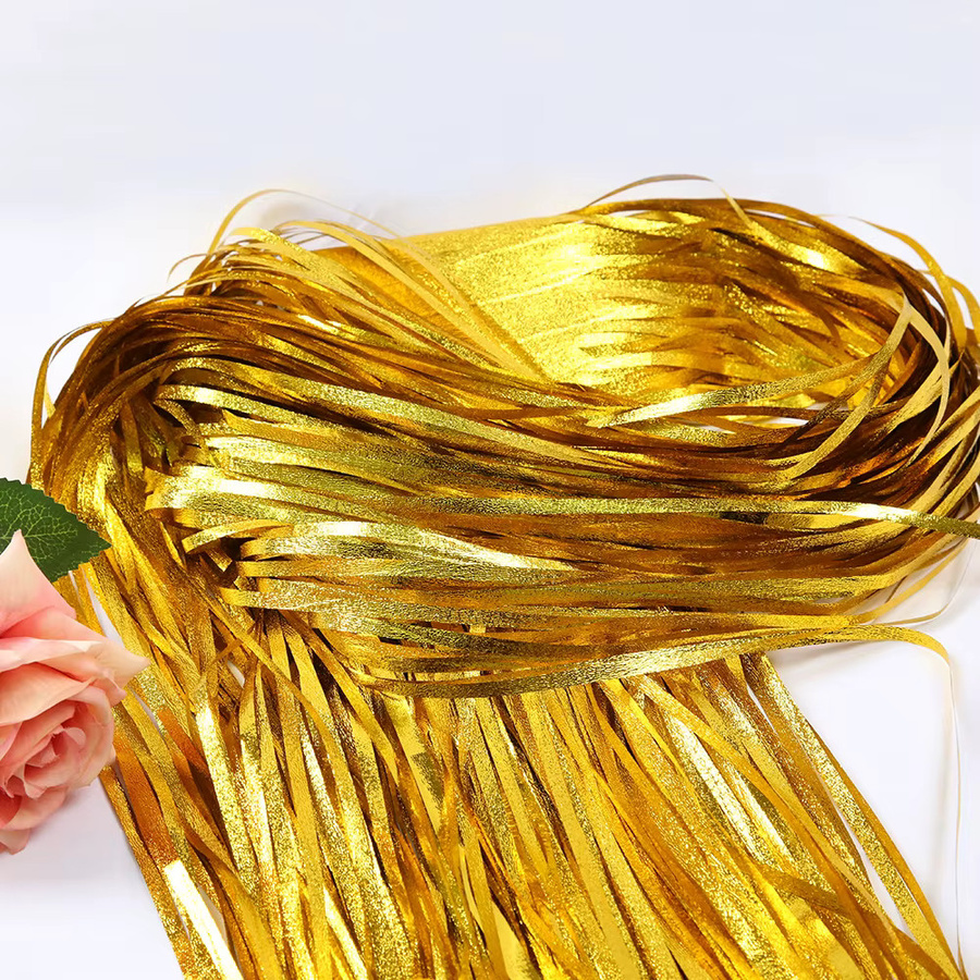 2 Stück Parehope Premium-Folien-Fransenvorhänge in Weiß und Gold als Party-Dekoration für Geburtstag, Hochzeit oder Fotobox - Bild 2