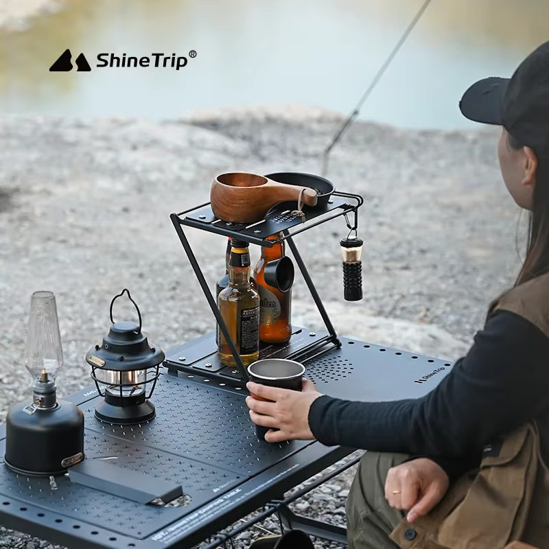 JUNGLE KING Camping Tisch aus Aluminium in Sandy Color, zweistufiges Outdoor-Regal klappbar und tragbar - Bild 1