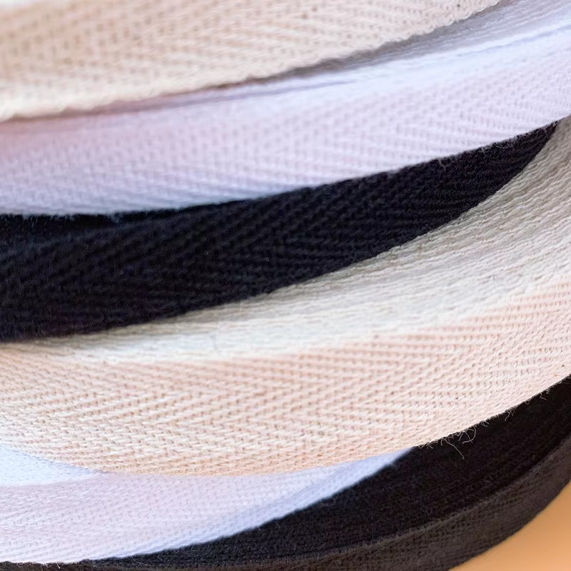 Weißes Twill-Chevron-Gurtband aus 100 % Baumwolle für DIY, Nähen und Dekoration - Bild 2