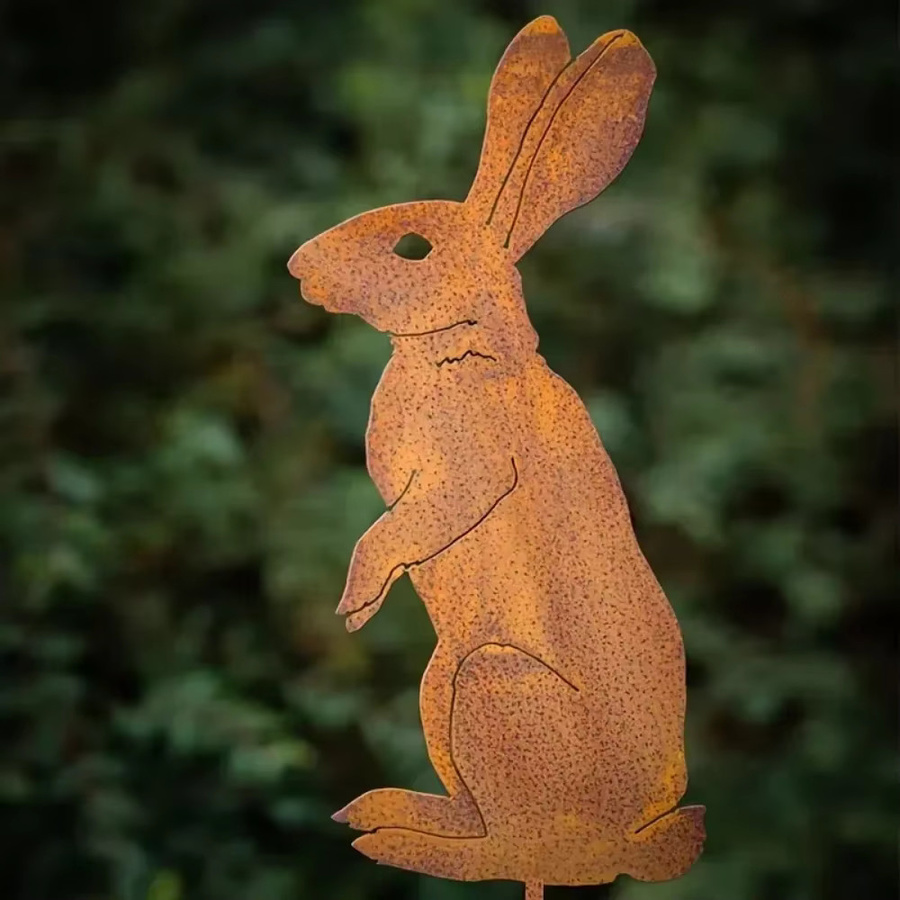 HELLOYOUNG Rustikaler Kaninchen-Gartenstecker aus Metall in Braun - Bild 2