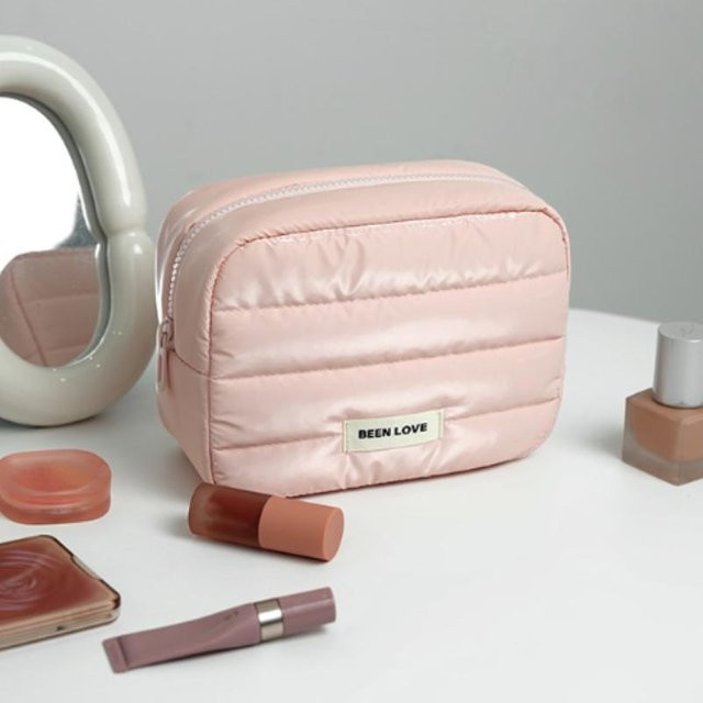 Multifunktionale Make-up-Tasche von eelhoe als Reise-Kosmetik-Organizer für Frauen und Mädchen in Silber und Pink - Bild 1