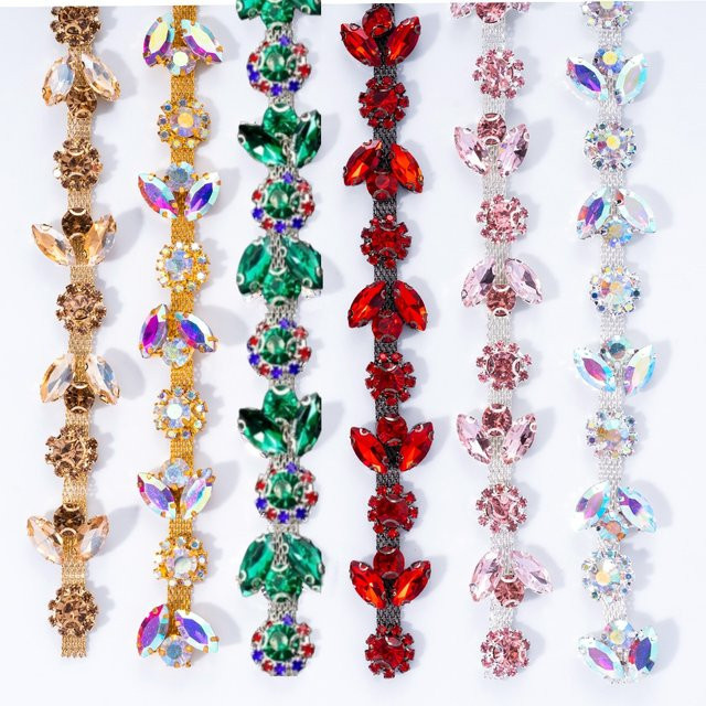 Glitzerndes Strass-Diamant-Kristallband aus Glas in Silber und Multicolour für Kleidung sowie Hochzeits- und Partydekoration, Länge: 1 Yard - Bild 1