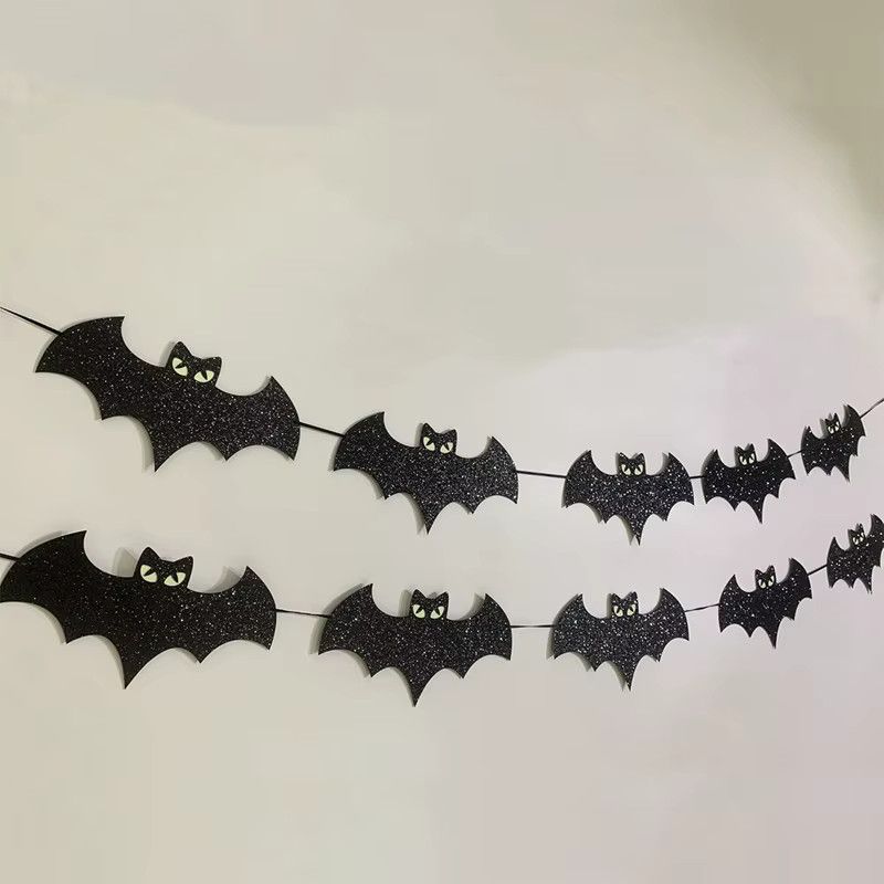 ZQNYCY Halloween Papierbanner mit im Dunkeln leuchtenden Fledermaus-Augen in Schwarz als Hängegirlande zur Dekoration - Bild 3