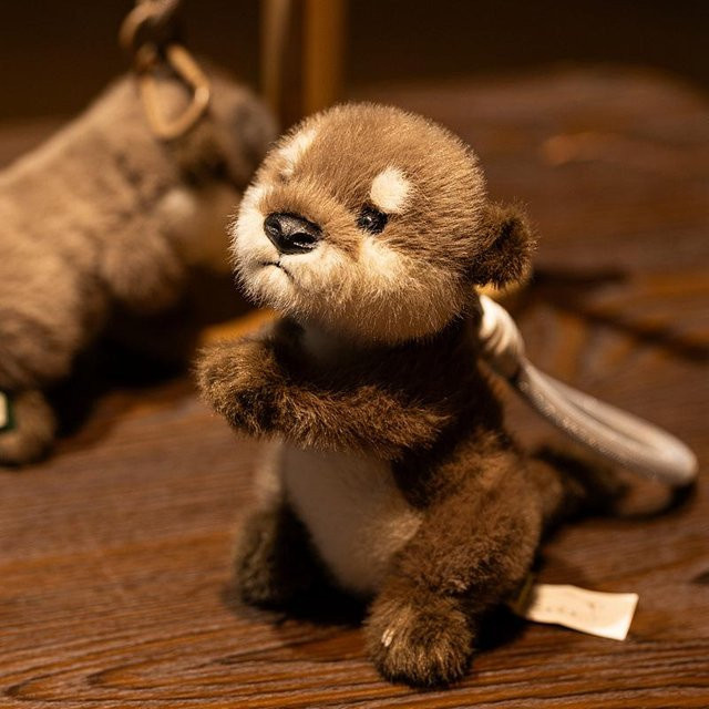 Schlüsselanhänger Otter Plüsch, braun, Unisex - Bild 1