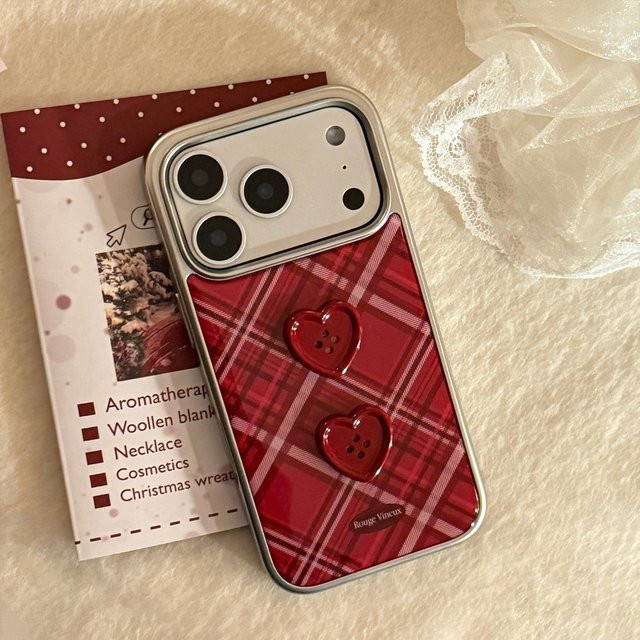 MUQGEW Handyhülle mit Gittermuster und 3D-Liebes-Herz-Knopf für iPhone 17 16 15 14 13 12 Pro Max, stoßfeste Hartschale in Rot mit silberfarbener Kantenbeschichtung - Bild 1