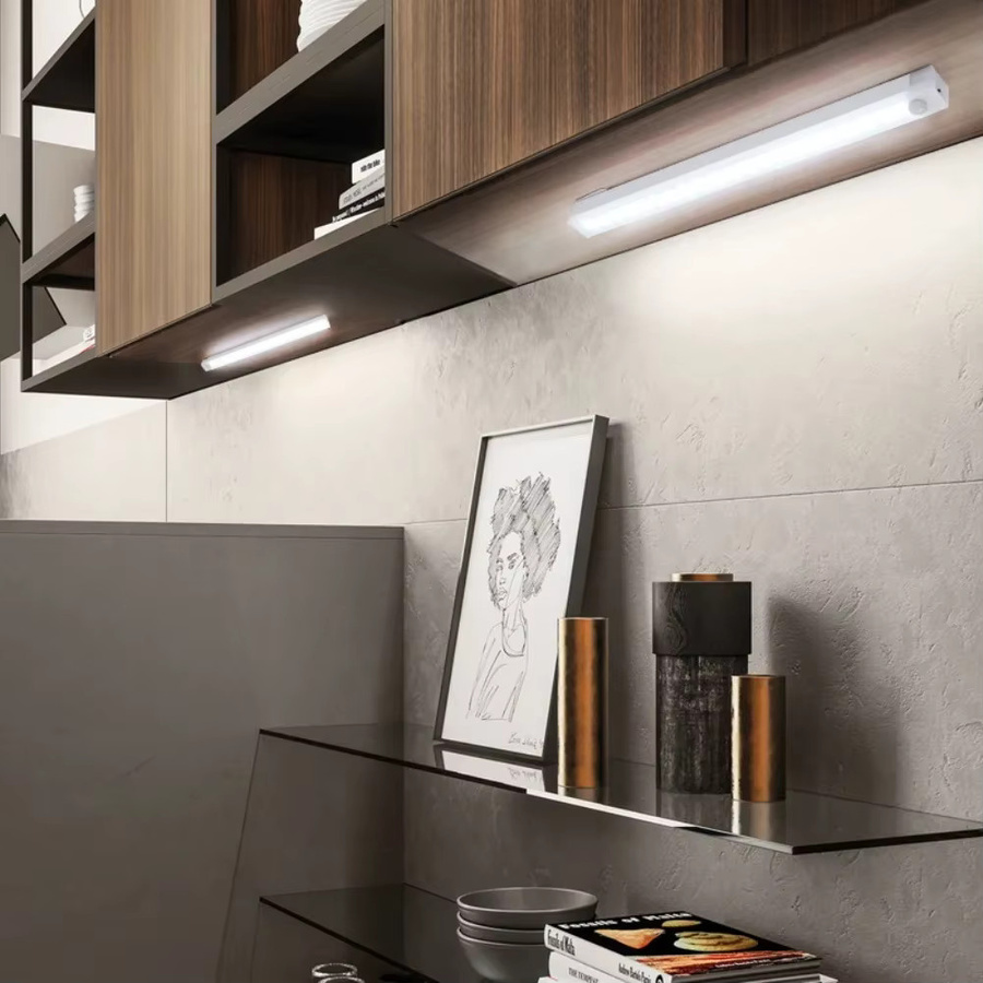 OKAL RED EAST LED Nachtlicht mit Bewegungssensor, kabellose magnetische Schranklampe, USB aufladbar, Weiß - Bild 4