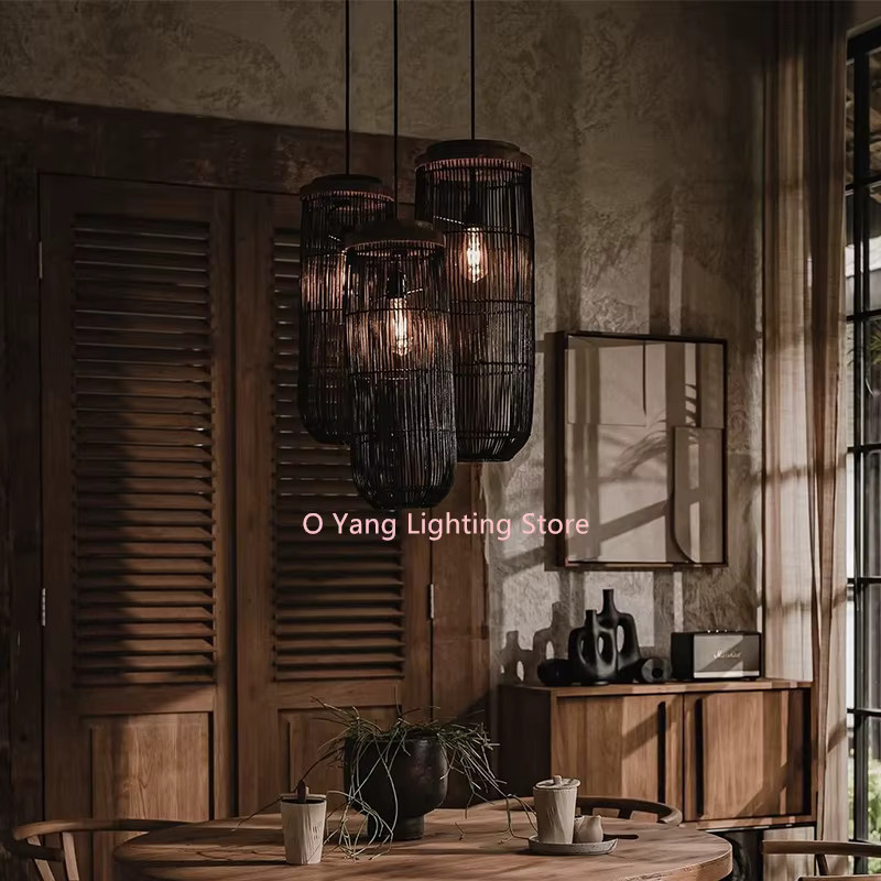 JIANKEXING LED-Pendelleuchte aus gewebtem Rattan im Wabi Sabi Stil, Zylinderform in Schwarz und Holzoptik, inklusive Glühbirnen - Bild 1