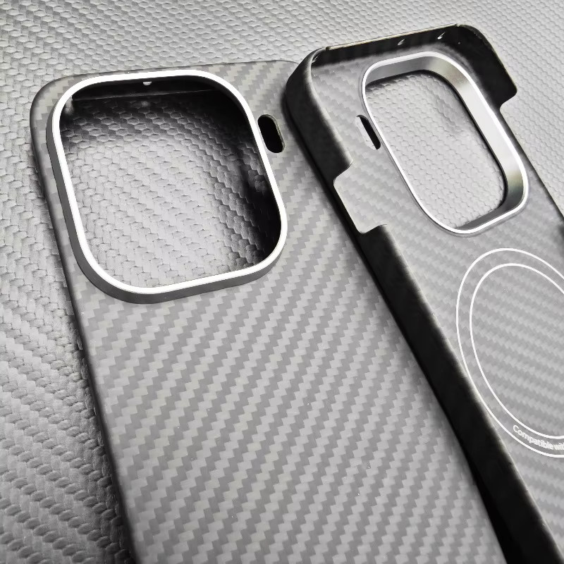 Magnetische Carbon-Faser Schutzhülle für Oppo Finden X9 Pro und Oppo Finden X9 in Schwarz - Bild 2