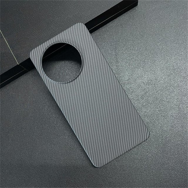 Rahmenlose Kühlhülle mit Carbonfaser-Muster für OnePlus Ace 2 in Grau, atmungsaktiv und stoßfest - Bild 1