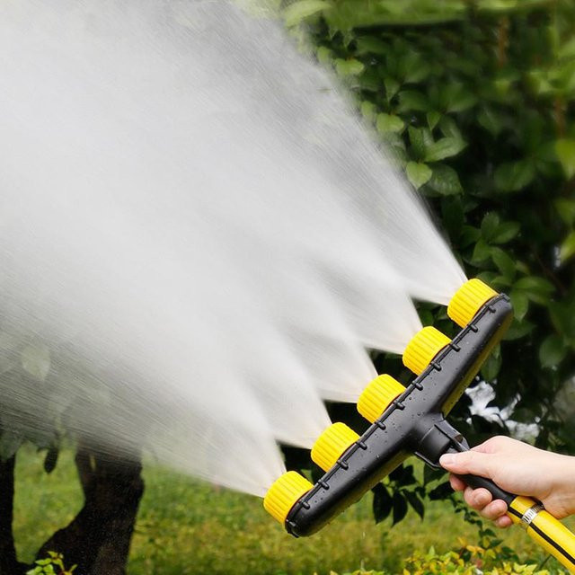 Einstellbare Sprühdüse für Garten und Landwirtschaft zur Bewässerung von Rasen und Gemüse - Bild 1