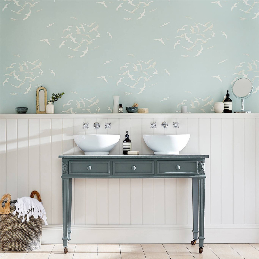 Sanderson Tapete Larina Sky mit Tiermotiv in Blau und Grün als Vliesrollen - Bild 1