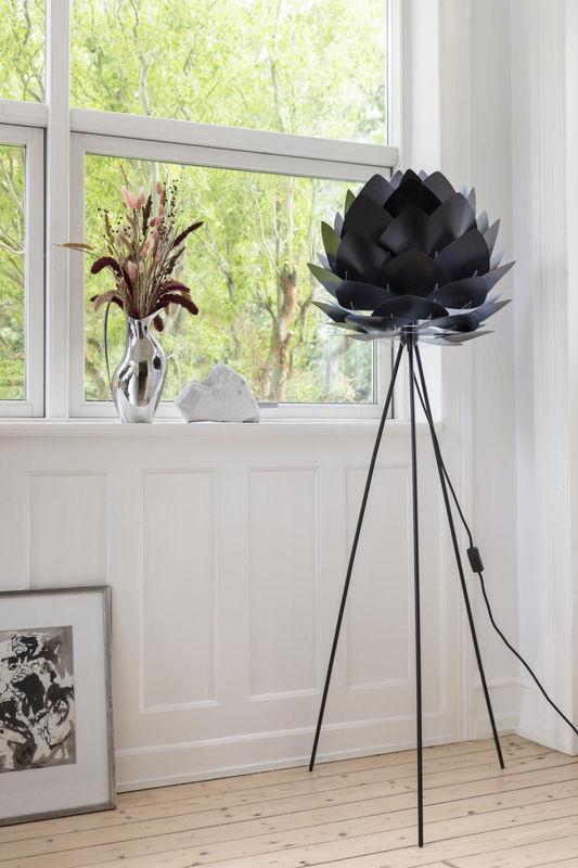 UMAGE Silvia Stehleuchte in Schwarz aus Polycarbonat und Polypropylen mit E27 Fassung - Bild 2