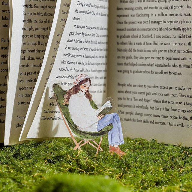 30 Blatt Bookish Girl Aufkleberpaket mit eleganten Lesedame und Buch- sowie Pflanzenmotiven in Multicolour für deine handgefertigten Karten - Bild 1