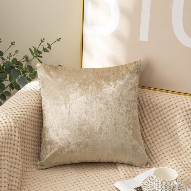 Dekorativer Crushed-Samtkissenbezug von Yiran Furniture in Grau und Beige, B/H: 45 x 45 cm - Bild 1