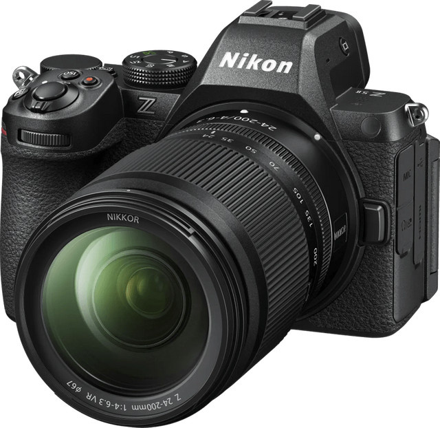 Nikon Z5 II spiegellose Vollformat Kamera mit NIKKOR Z 24-200mm f/4-6.3 VR Objektiv in Schwarz - Bild 1
