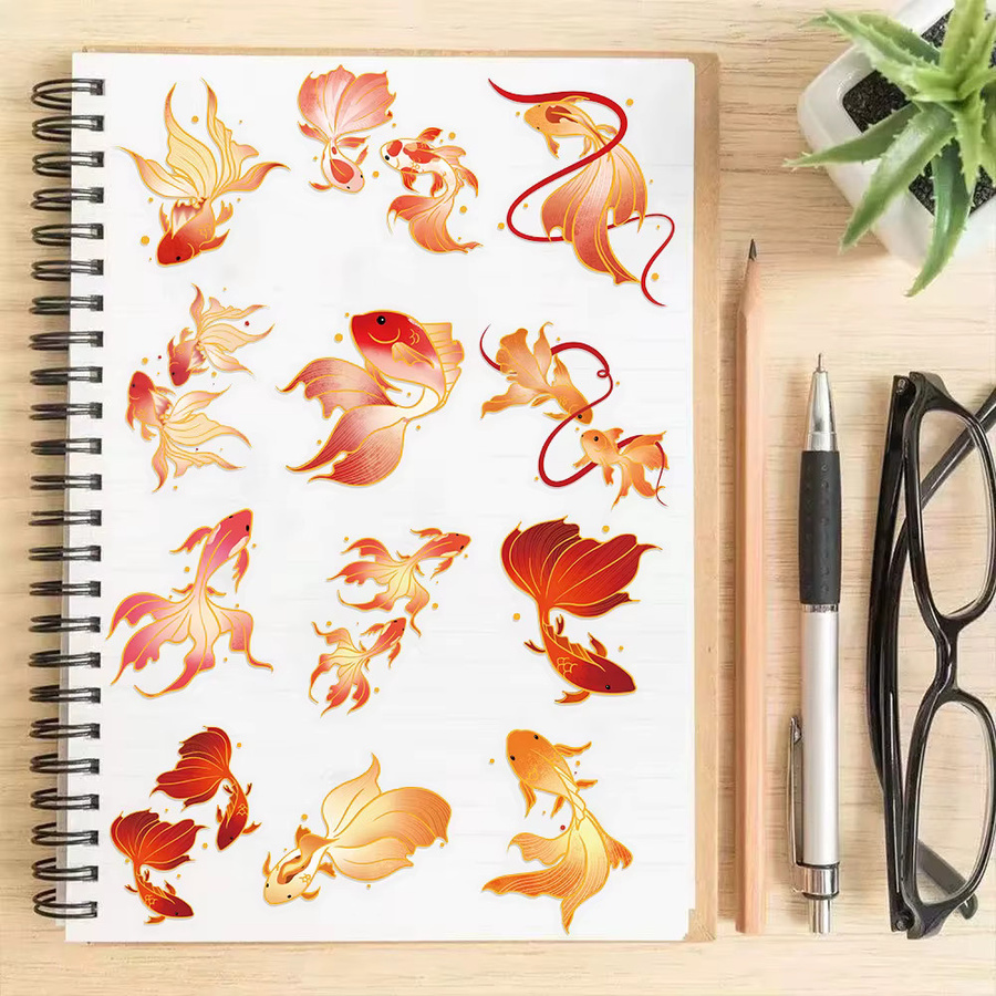 Koi Xianrui Transparentes PET Sticker Set mit 50 Stück für DIY Dekoration von Laptop, Tasse und Taschen in Multicolour - Bild 4