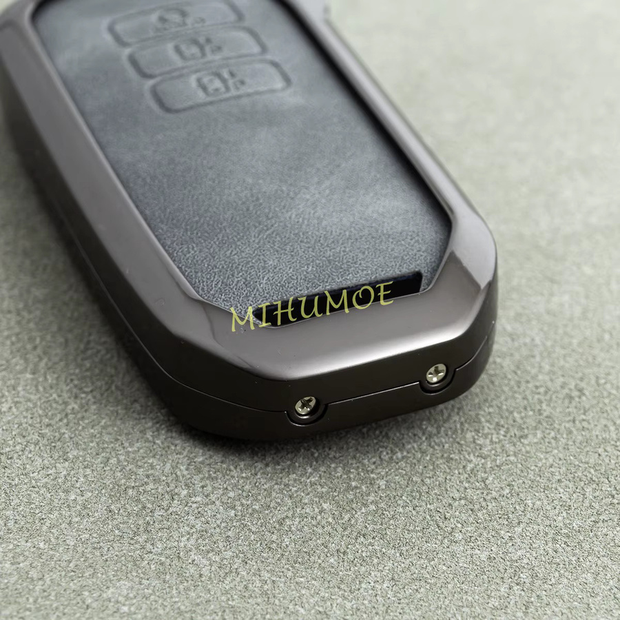 MIHUMOE Autoschlüsselanhänger-Hülle Metall-Leder, Unisex - Bild 4