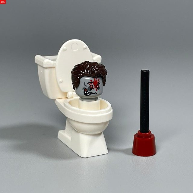 Yiran toy MOC Bausteine Zombie Toilette Waschraum, ab 6 Jahren - Bild 1