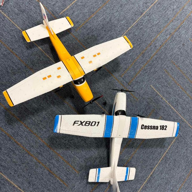 Fremego Cessna 182 RC Flugzeug, ferngesteuert, Schaumstoff, Blau - Bild 1