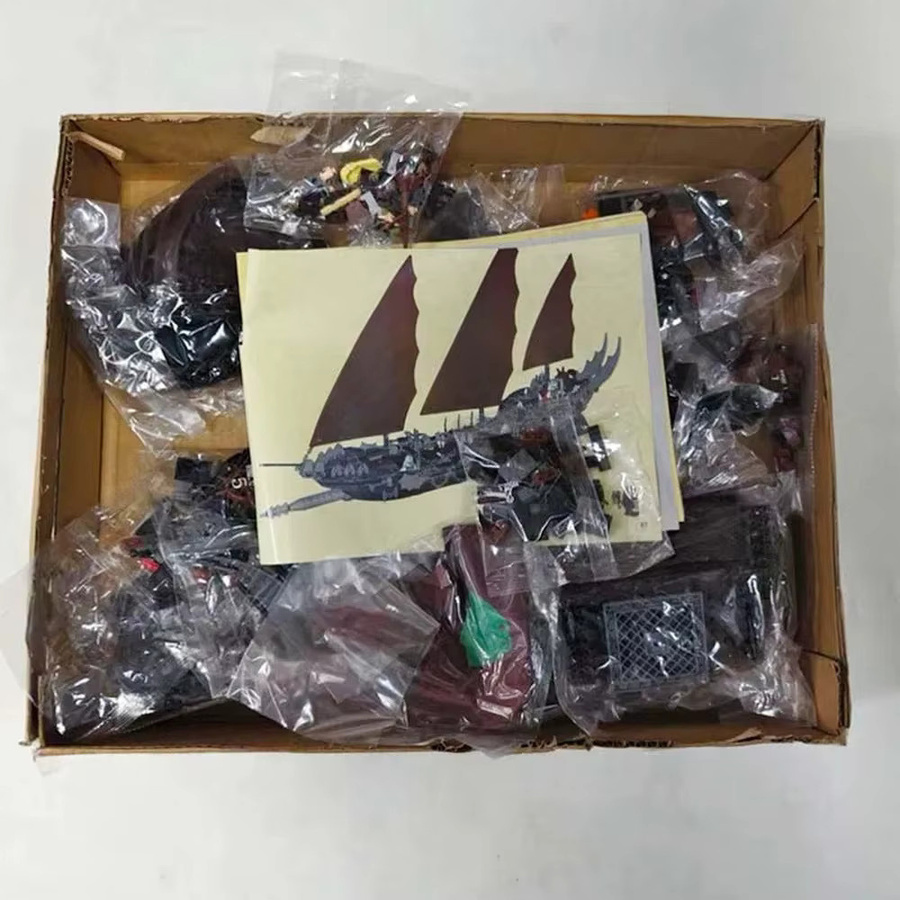 Potdemiel Ambush-Schiffsmodellbausatz, 756-teilig, Kunststoff - Bild 2