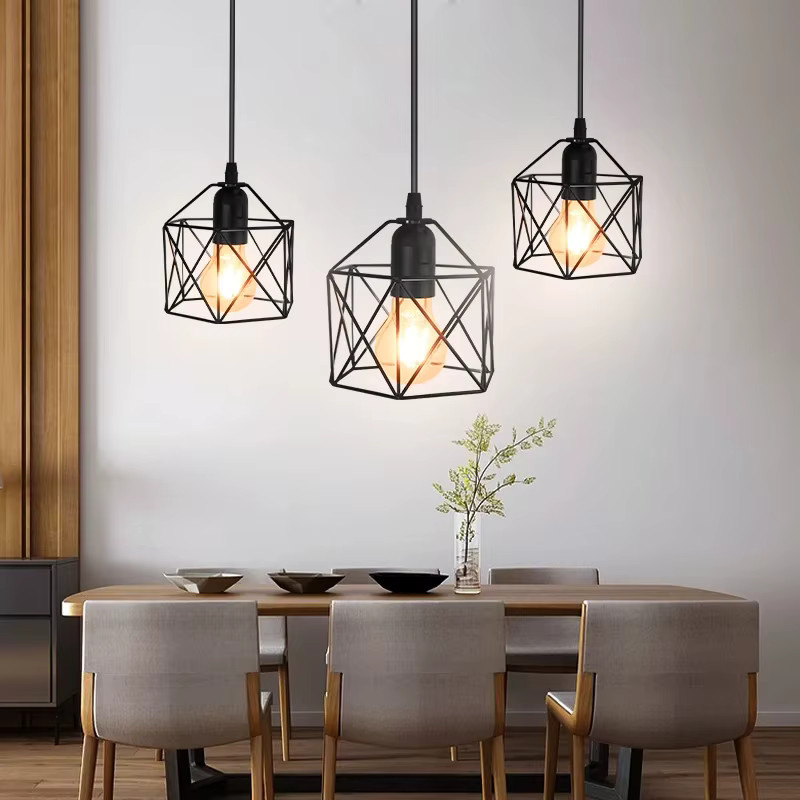 TRAZOS LED Vintage Kronleuchter im Nordic Stil als Hängelampe aus Metall in Schwarz für Wohnzimmer, Esszimmer und Küche mit warmweißem Licht - Bild 2