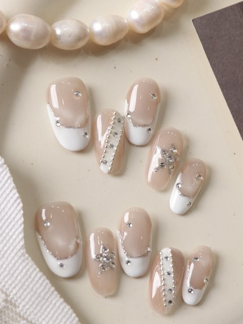 XEERCOOU Aufklebenägel Kurz, Weiß, Französischer Stil mit Glitzersteinchen, Glänzend - Bild 1