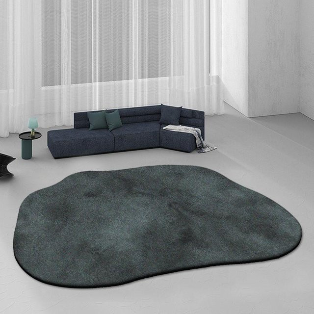 Moderner Teppich HGHT in Grau mit unregelmäßiger Form, weich und waschbar, B/T: 80 x 120 cm - Bild 1