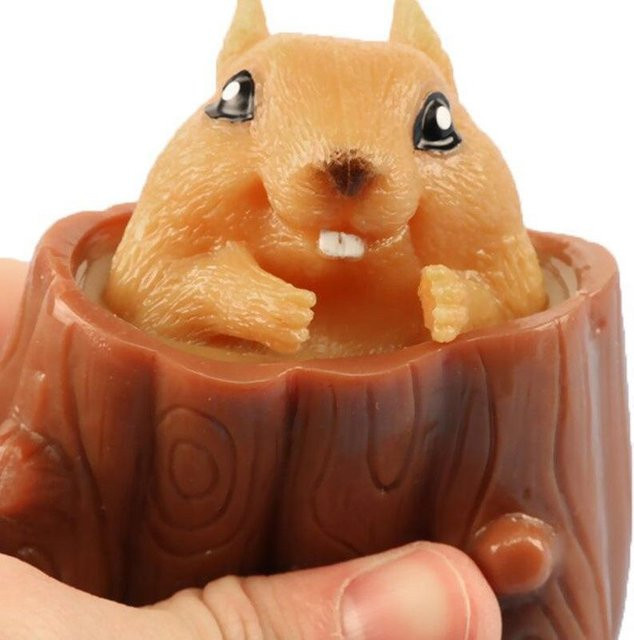 Kidsly Eichhörnchen-Tasse, Quetschspielzeug, süßes Haustier - Bild 1