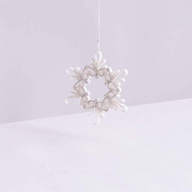 Blume2000 Deko Hänger Schneeflocke Weiß aus Papier für Advent und Weihnachten - Bild 1