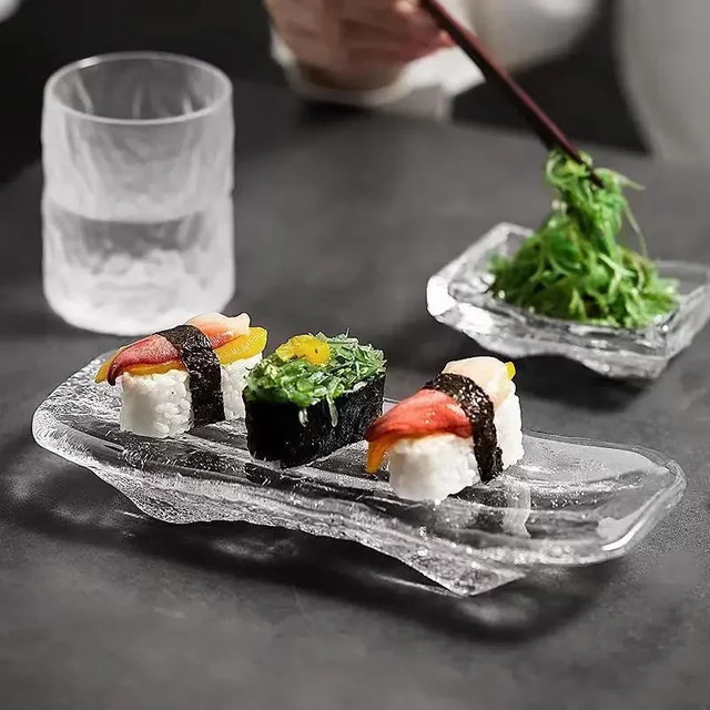 Rechteckiger Glas-Sashimi-Sushi-Teller in Transparent zum Servieren von Sushi, Dips oder Desserts - Bild 1
