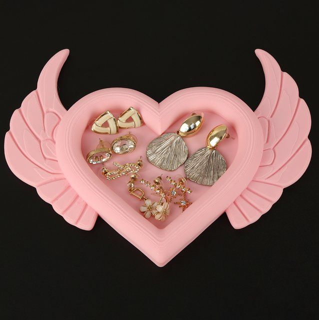 Schmuck-Aufbewahrungstablett mit Herz- und Flügel-Design in Pink aus Kunststoff für deinen Schreibtisch, Breite: 19,7 cm, Tiefe: 15,3 cm - Bild 1
