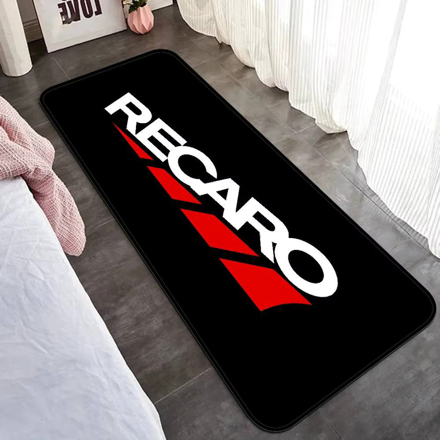 Recaros Logo-Raummatte in Schwarz, rutschfest und wasserabsorbierend mit Streifenmuster - Bild 4
